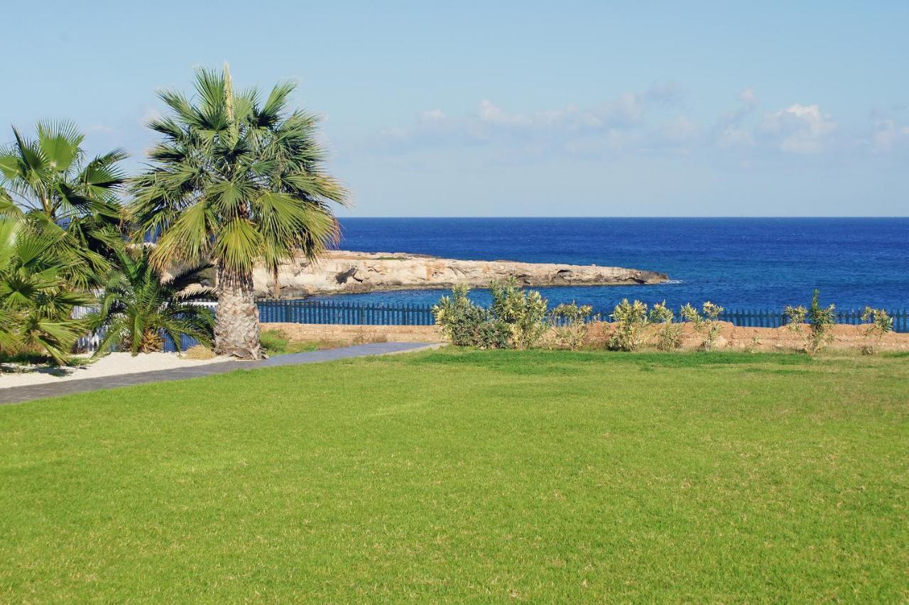 Coralli Beachfront Resort Protaras Exterior photo