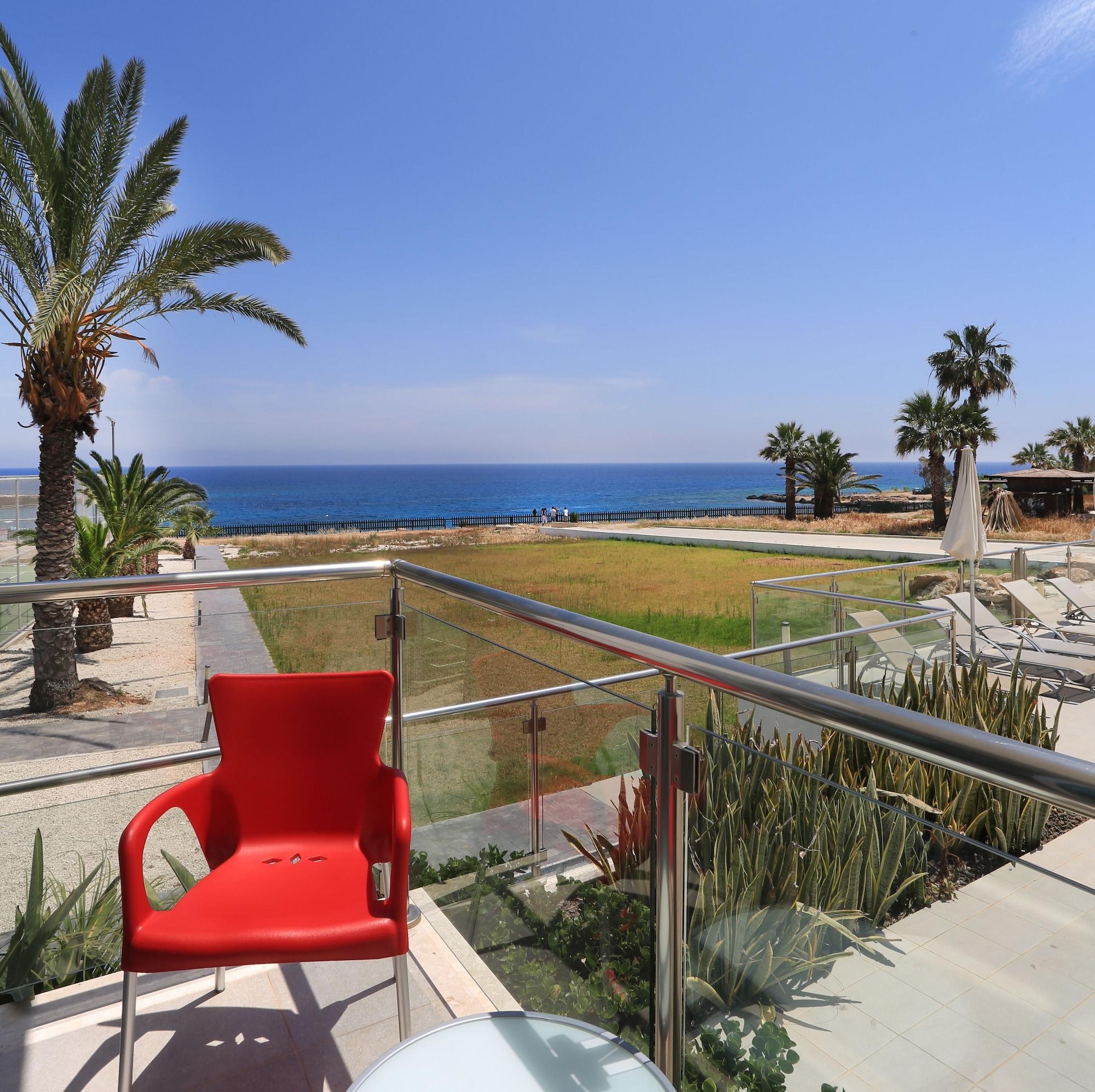 Coralli Beachfront Resort Protaras Exterior photo